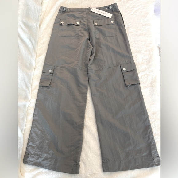Naked Wardrobe Wide Leg Nylon Cargo Pants, Gray- size M (waist - Picture 3 of 13